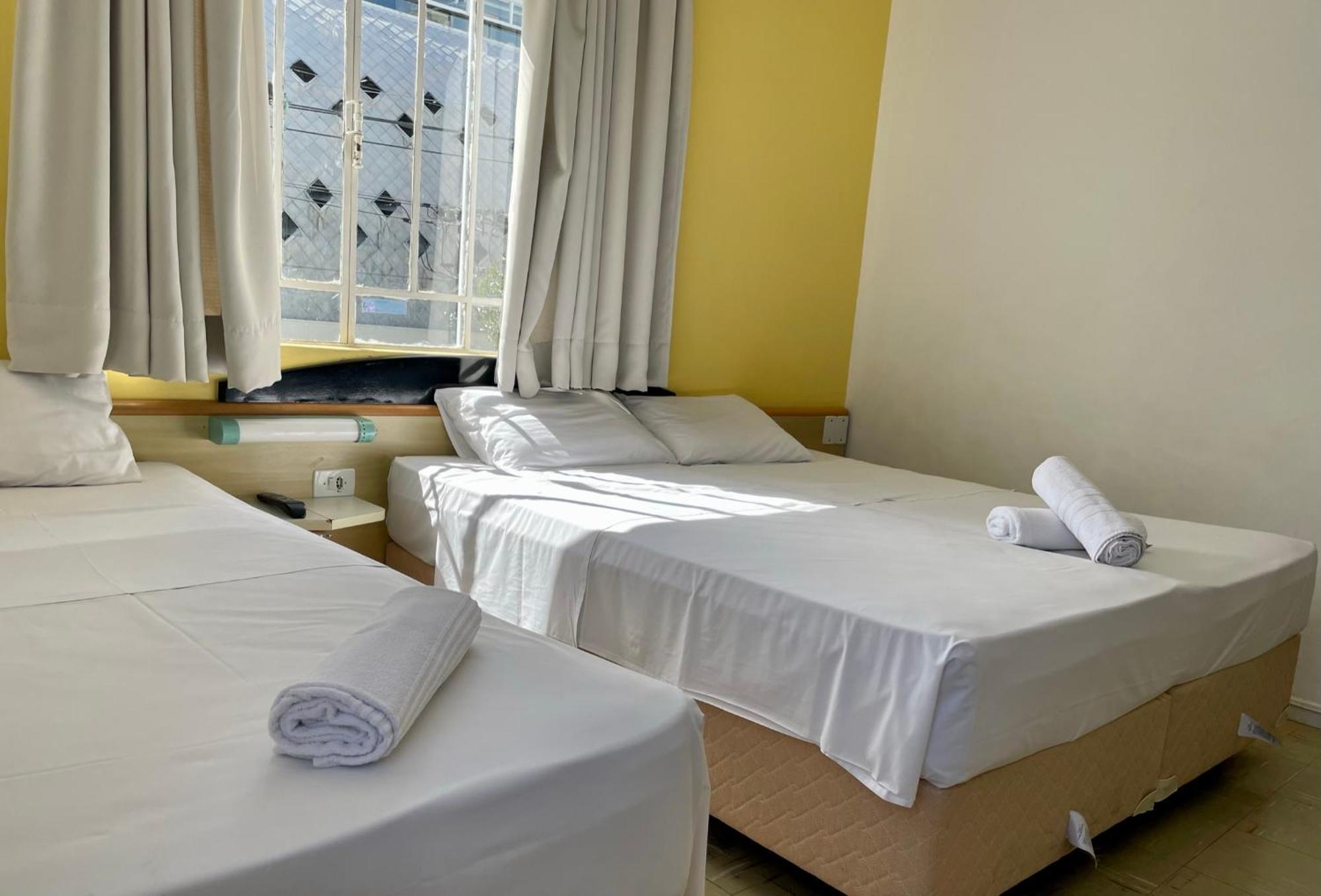 Hotel Blumenau Centro 쿠리치바 객실 사진